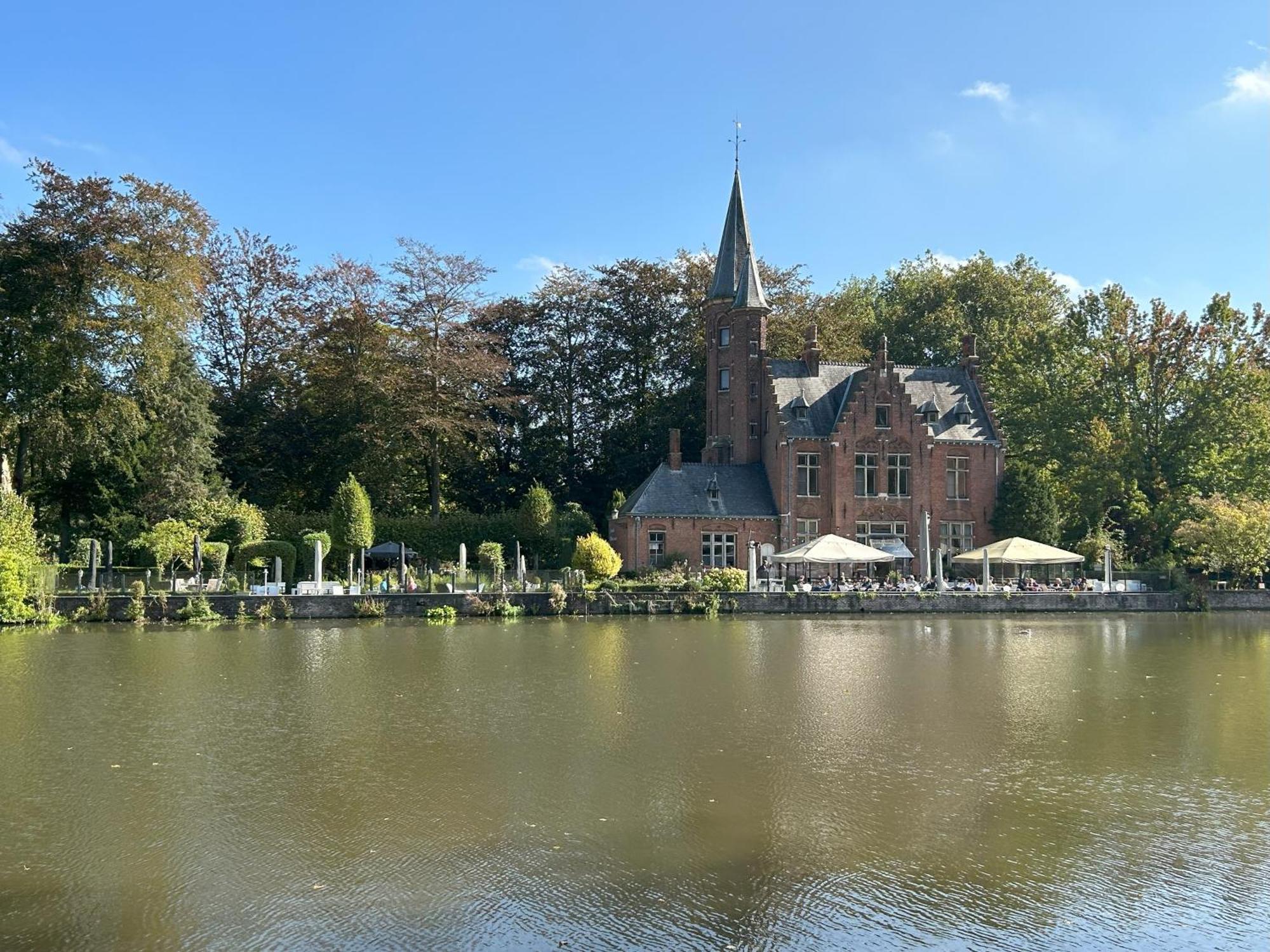 Lien'S Cottage Brugge Bagian luar foto
